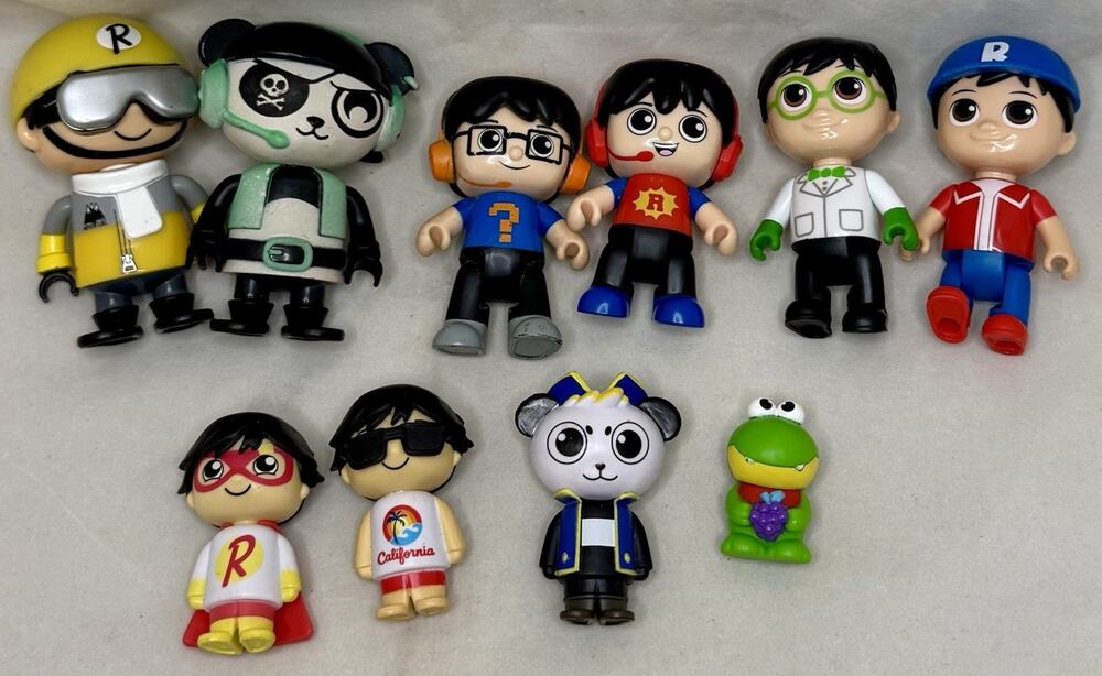 Lot/10 Ryan's World Action Figures + Characters Toy Gus Ryan Panda Bonkers YT